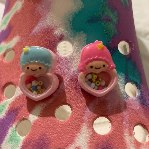 Little Twin Stars Kiki & Lala Set of 2 Shaker Croc Charms - Picture 3 of 5